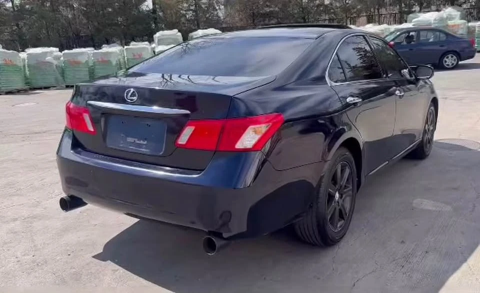 2008 Lexus ES 5th Gen - Image 3 of 10
