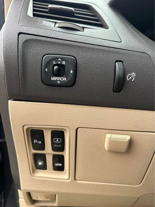 2008 Lexus ES 5th Gen - Image 16 of 20