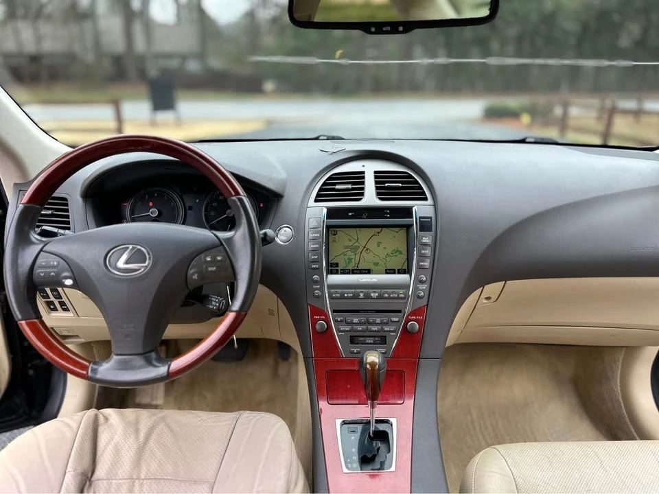 2008 Lexus ES 5th Gen - Image 15 of 20