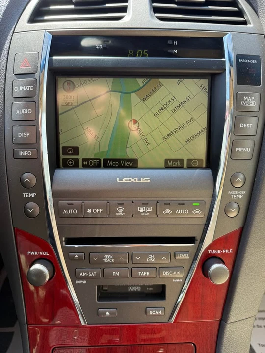 2008 Lexus ES 5th Gen - Image 13 of 17