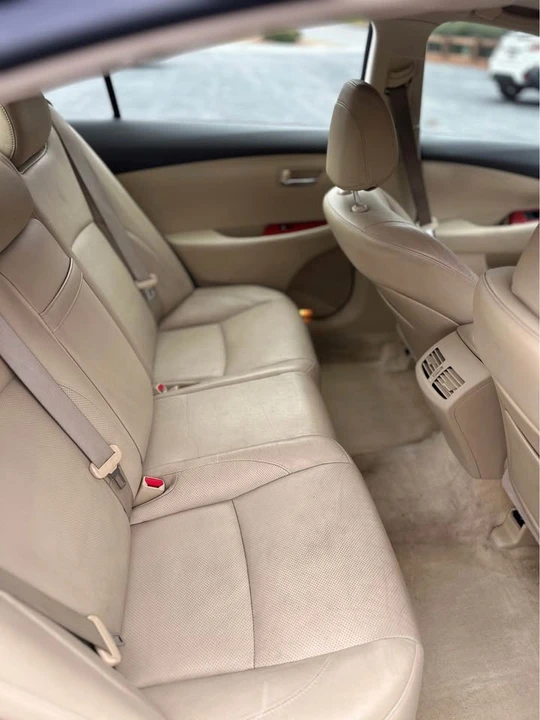 2008 Lexus ES 5th Gen - Image 12 of 20