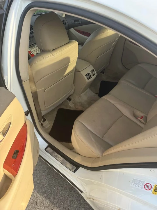 2008 Lexus ES 5th Gen - Image 9 of 10