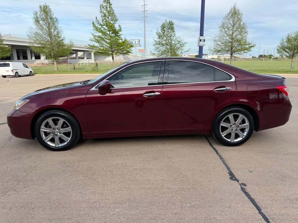 2008 Lexus ES 5th Gen - Image 6 of 17