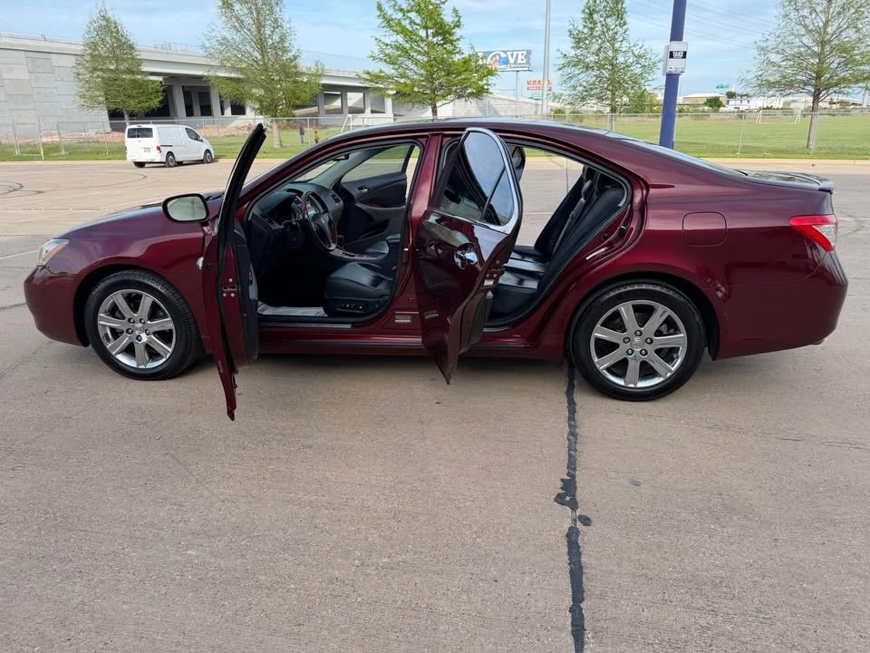 2008 Lexus ES 5th Gen - Image 14 of 17