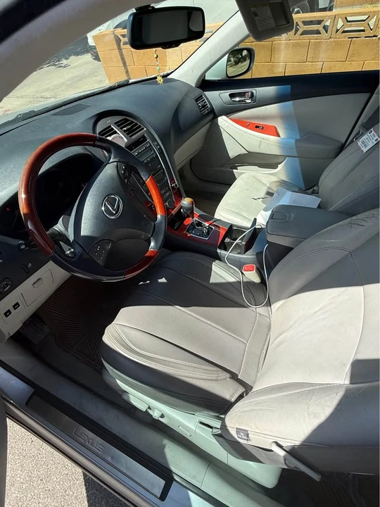 2008 Lexus ES 5th Gen - Image 4 of 9