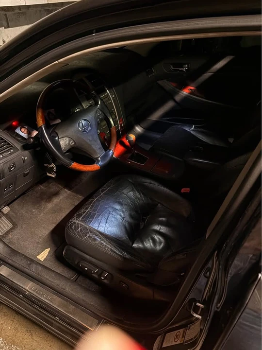 2008 Lexus ES 5th Gen - Image 2 of 4