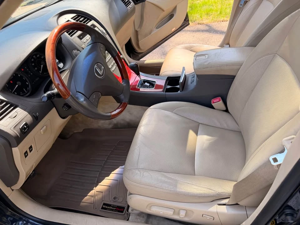 2008 Lexus ES 5th Gen - Image 7 of 9