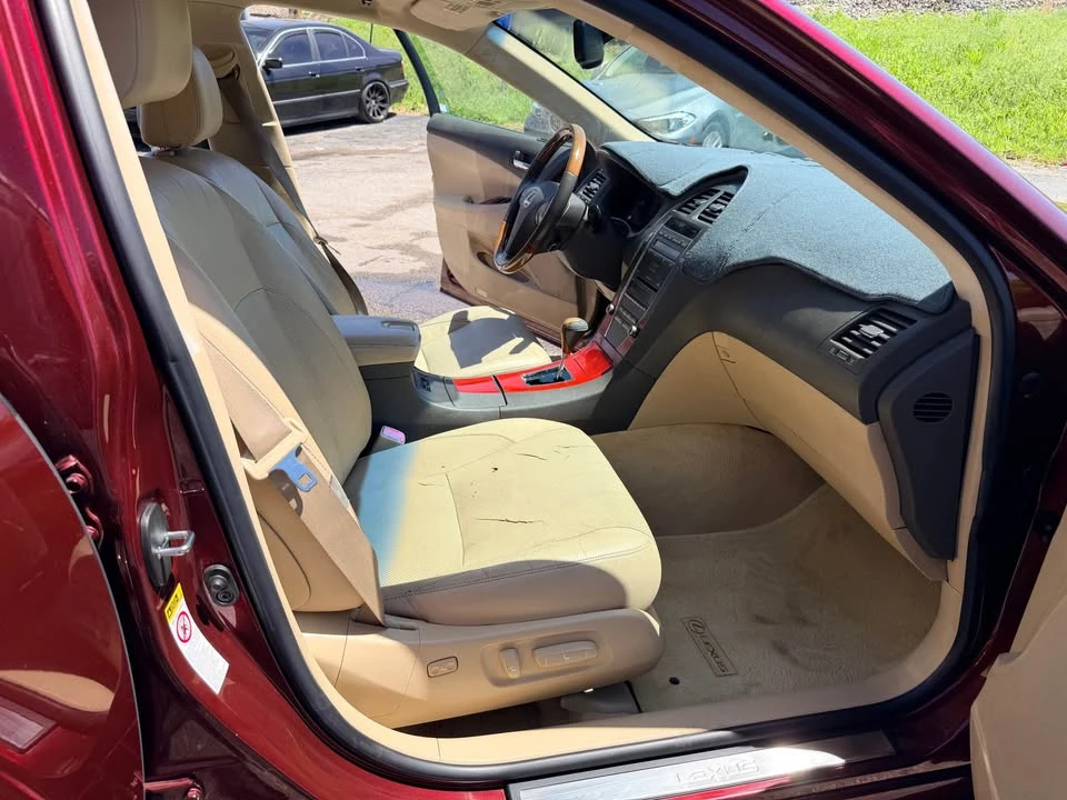 2008 Lexus ES 5th Gen - Image 11 of 19