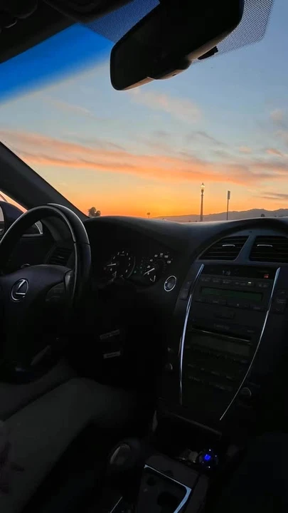 2008 Lexus ES 5th Gen - Image 4 of 4