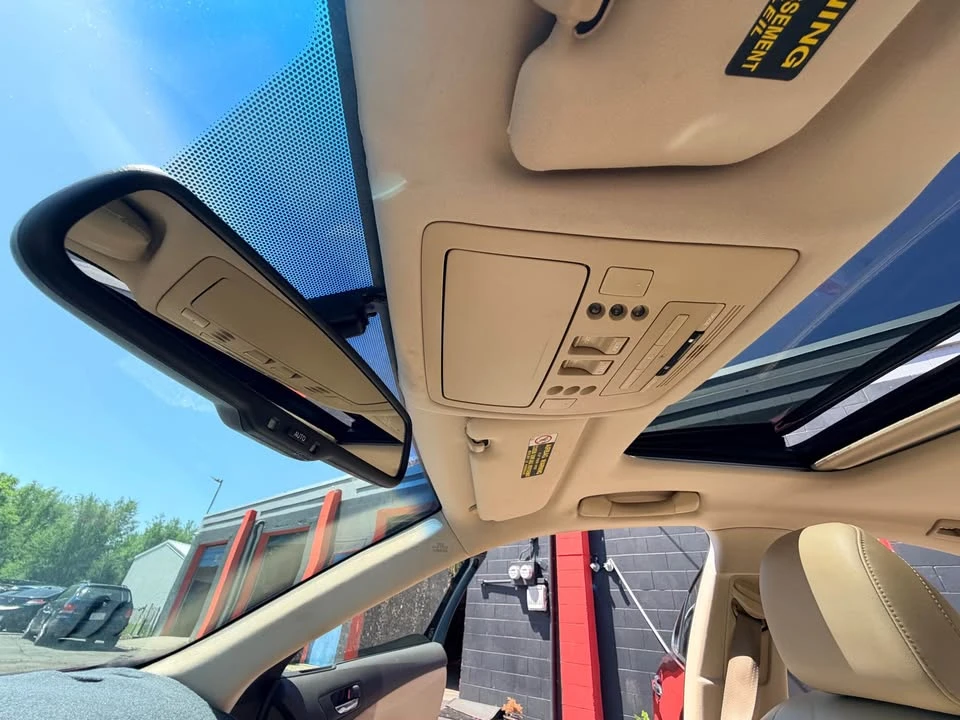 2008 Lexus ES 5th Gen - Image 16 of 19