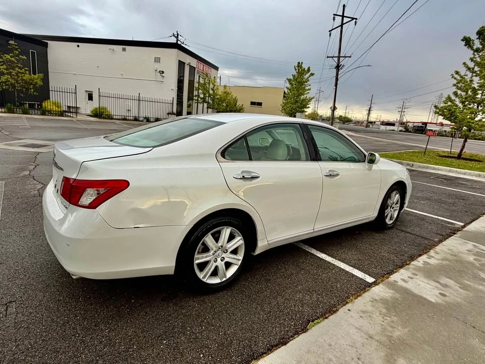 2008 Lexus ES 5th Gen - Image 3 of 9