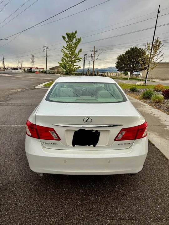 2008 Lexus ES 5th Gen - Image 4 of 9