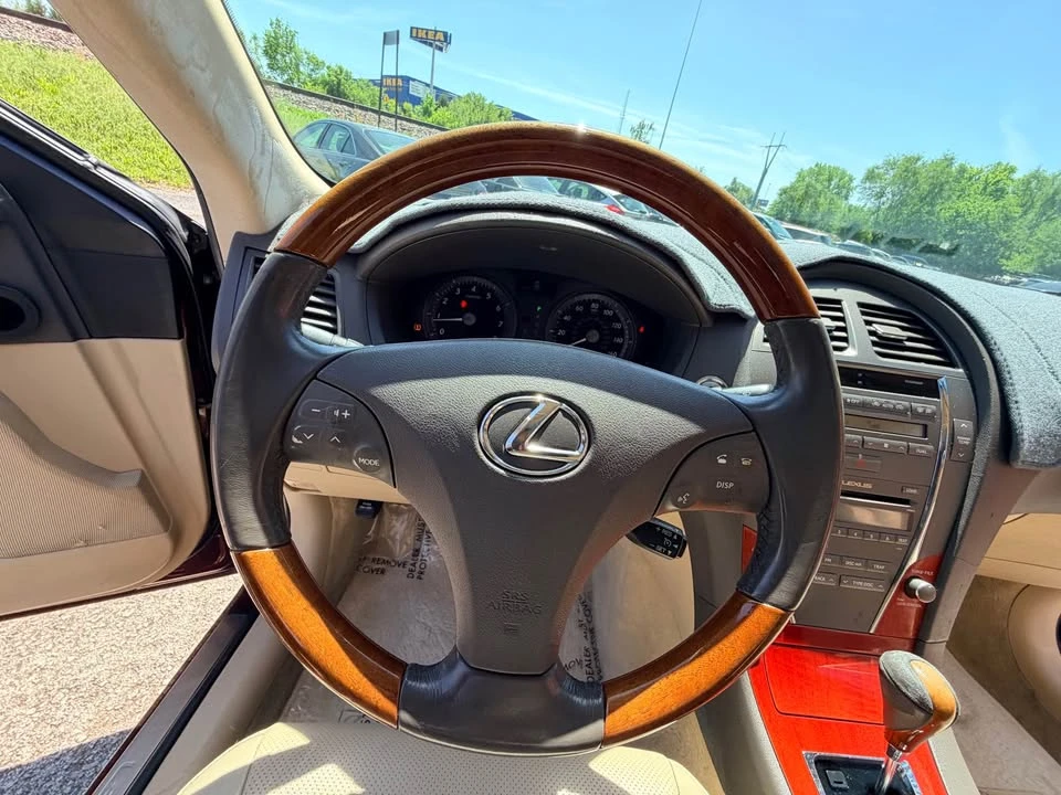 2008 Lexus ES 5th Gen - Image 15 of 19