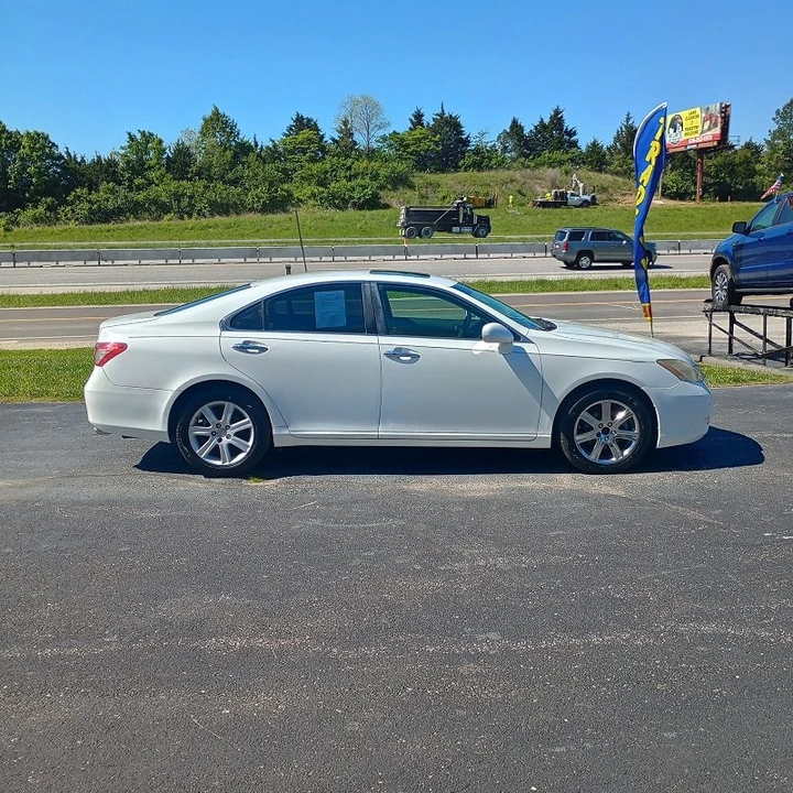 2008 Lexus ES 5th Gen - Image 5 of 18