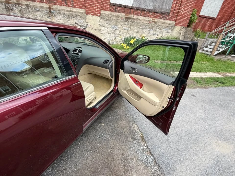 2008 Lexus ES 5th Gen - Image 3 of 12