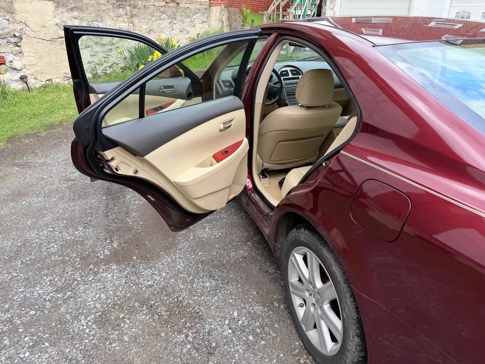 2008 Lexus ES 5th Gen - Image 6 of 12