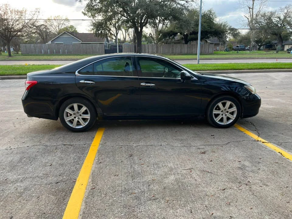 2008 Lexus ES 5th Gen - Image 9 of 12