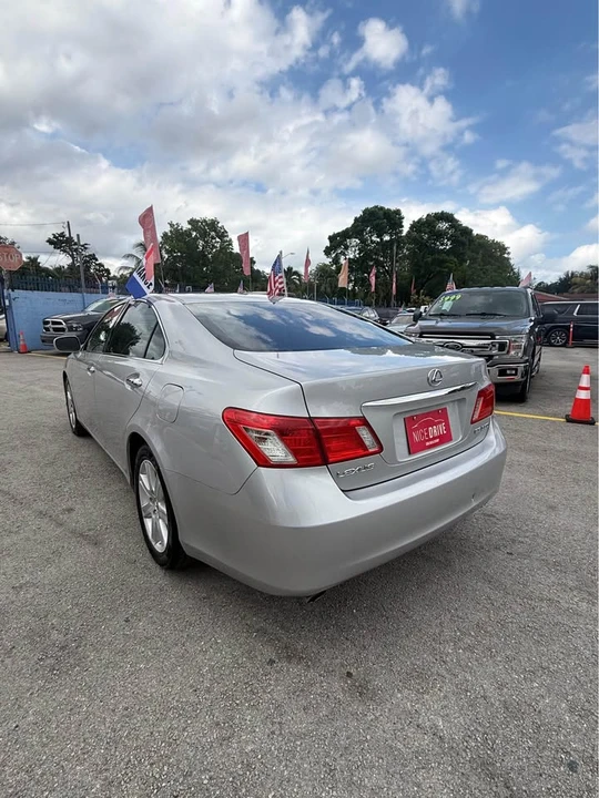 2008 Lexus ES 5th Gen - Image 4 of 14
