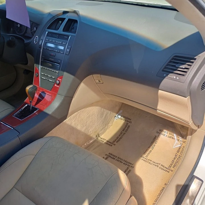 2008 Lexus ES 5th Gen - Image 16 of 18