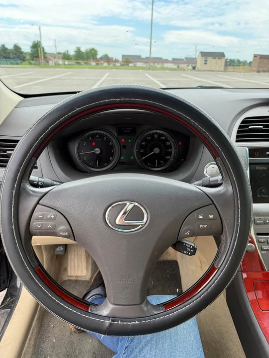 2008 Lexus ES 5th Gen - Image 10 of 12