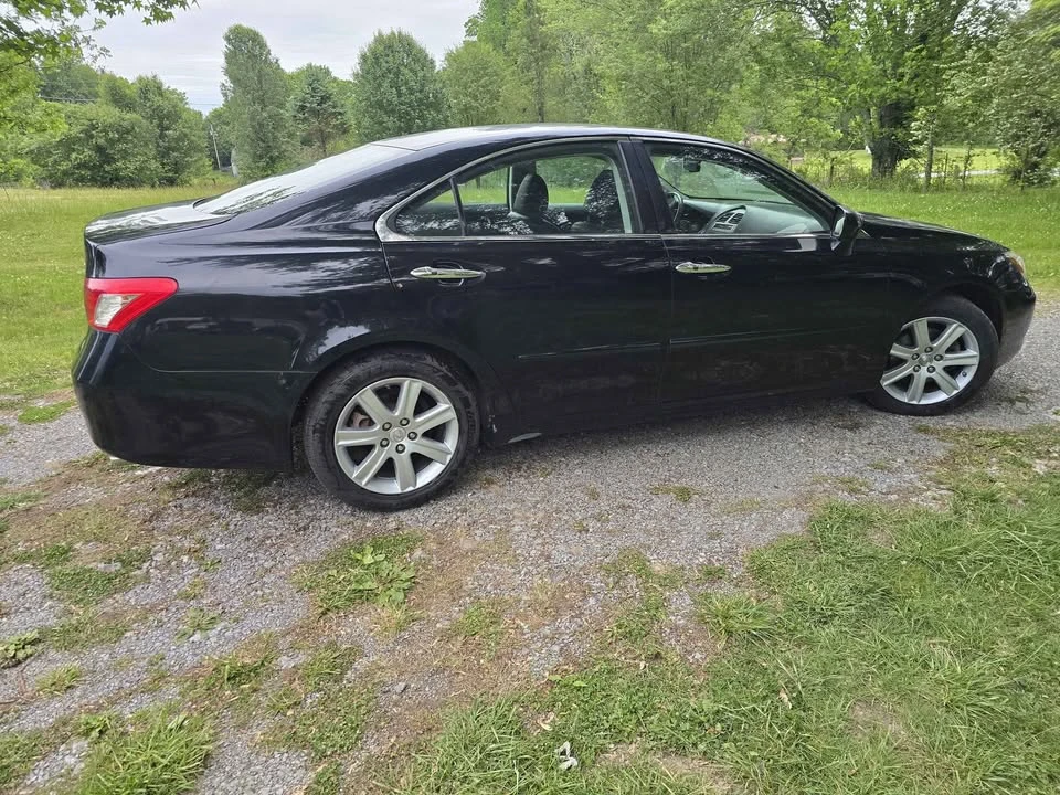 2008 Lexus ES 5th Gen - Image 9 of 14