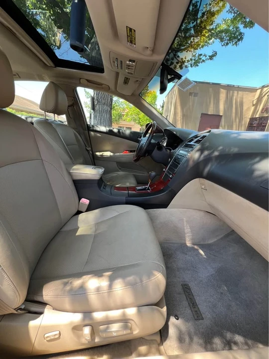 2008 Lexus ES 5th Gen - Image 10 of 16