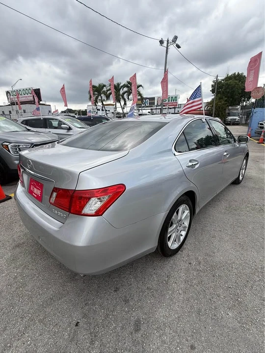 2008 Lexus ES 5th Gen - Image 5 of 14