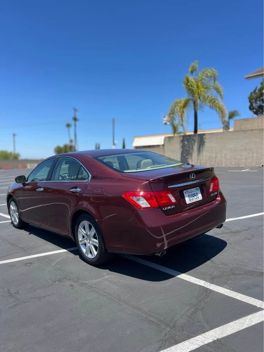 2008 Lexus ES 5th Gen - Image 5 of 16