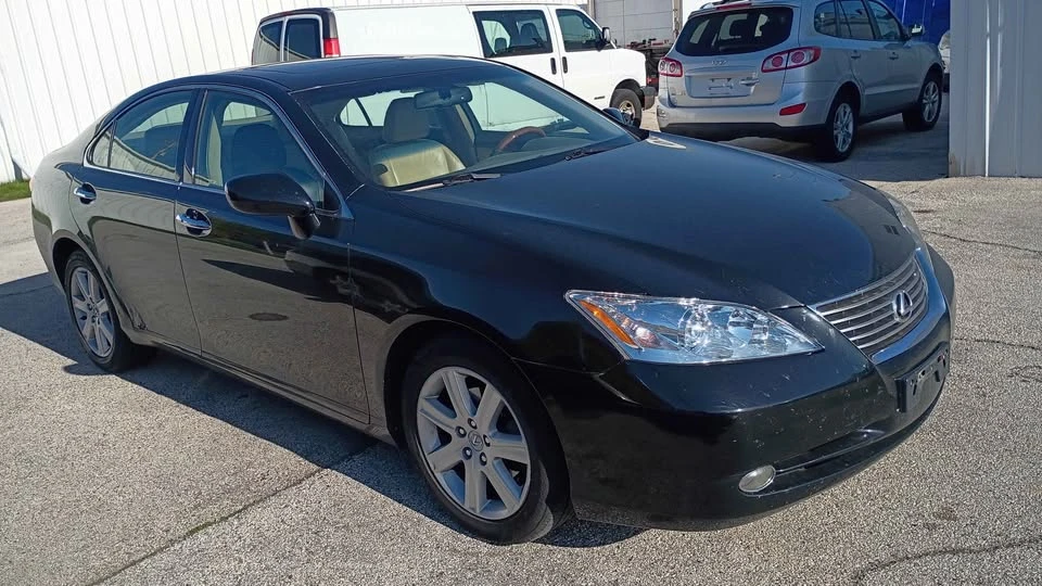 2008 Lexus ES 5th Gen - Image 2 of 9