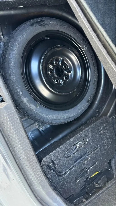 2008 Lexus ES 5th Gen - Image 16 of 20