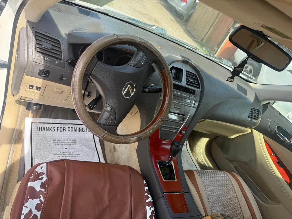 2008 Lexus ES 5th Gen - Image 11 of 14