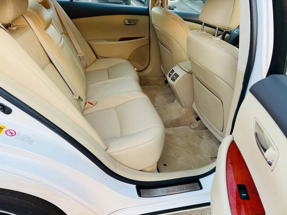 2008 Lexus ES 5th Gen - Image 12 of 20