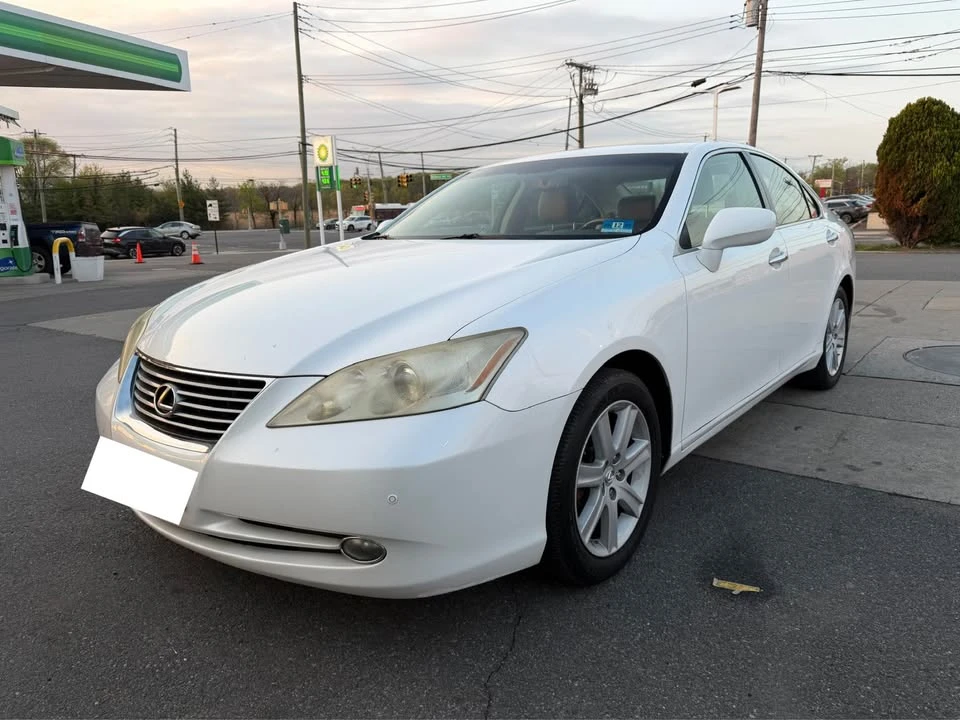 2008 Lexus ES 5th Gen - Image 2 of 20