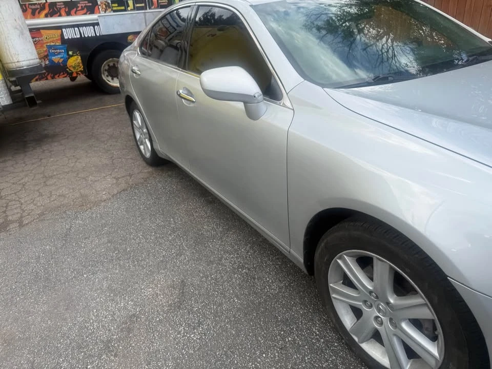 2008 Lexus ES 5th Gen - Image 3 of 11