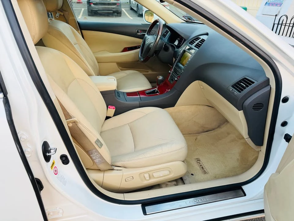 2008 Lexus ES 5th Gen - Image 13 of 20
