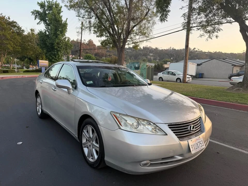 2008 Lexus ES 5th Gen - Image 3 of 12