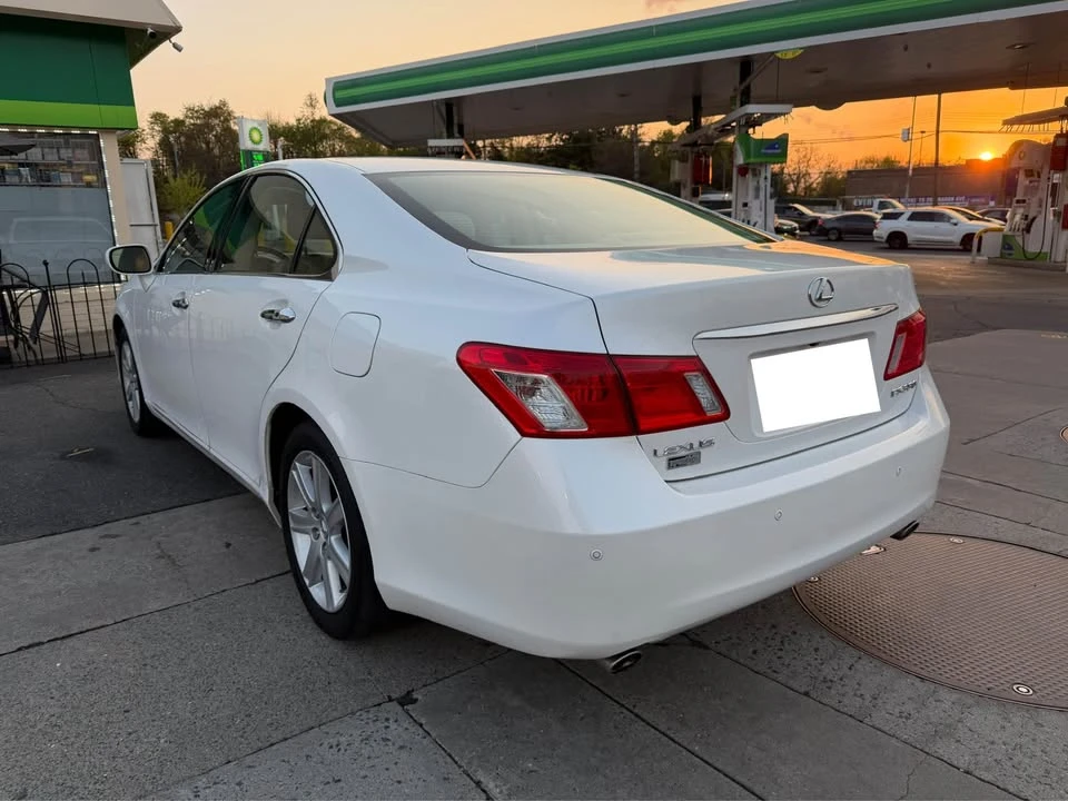 2008 Lexus ES 5th Gen - Image 4 of 20