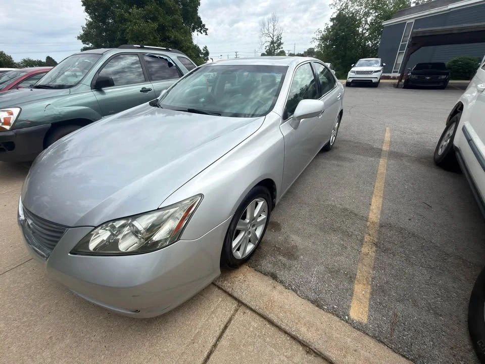 2008 Lexus ES 5th Gen - Image 8 of 11