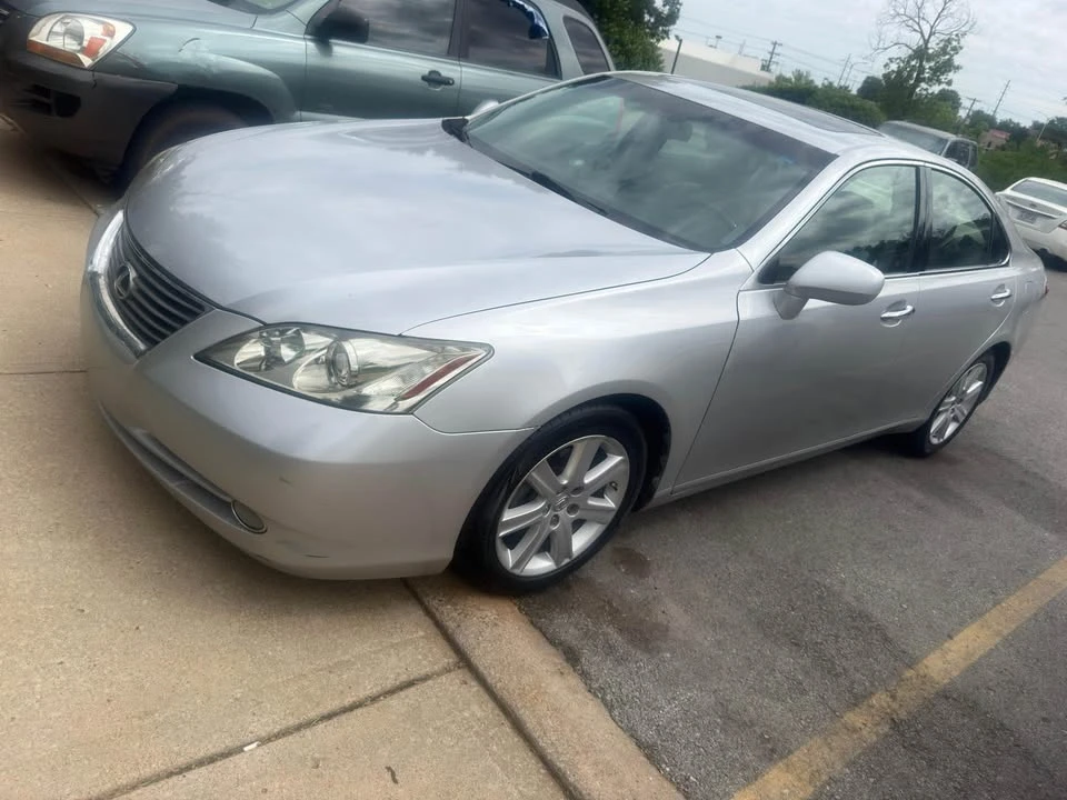 2008 Lexus ES 5th Gen - Image 3 of 11