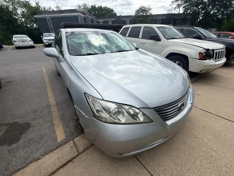 2008 Lexus ES 5th Gen - Image 4 of 11