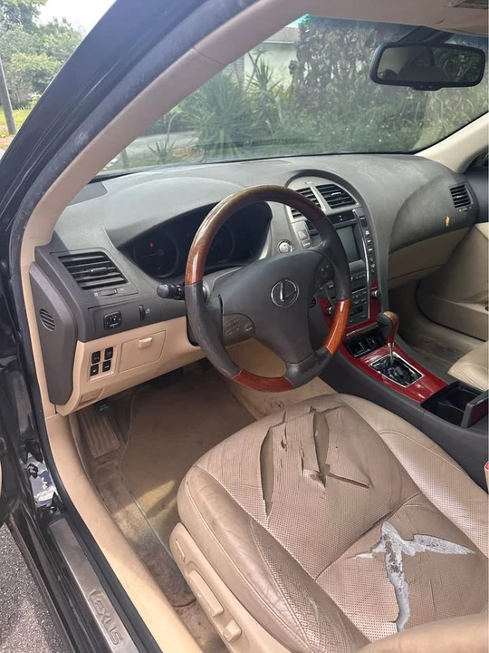 2008 Lexus ES 5th Gen - Image 5 of 10