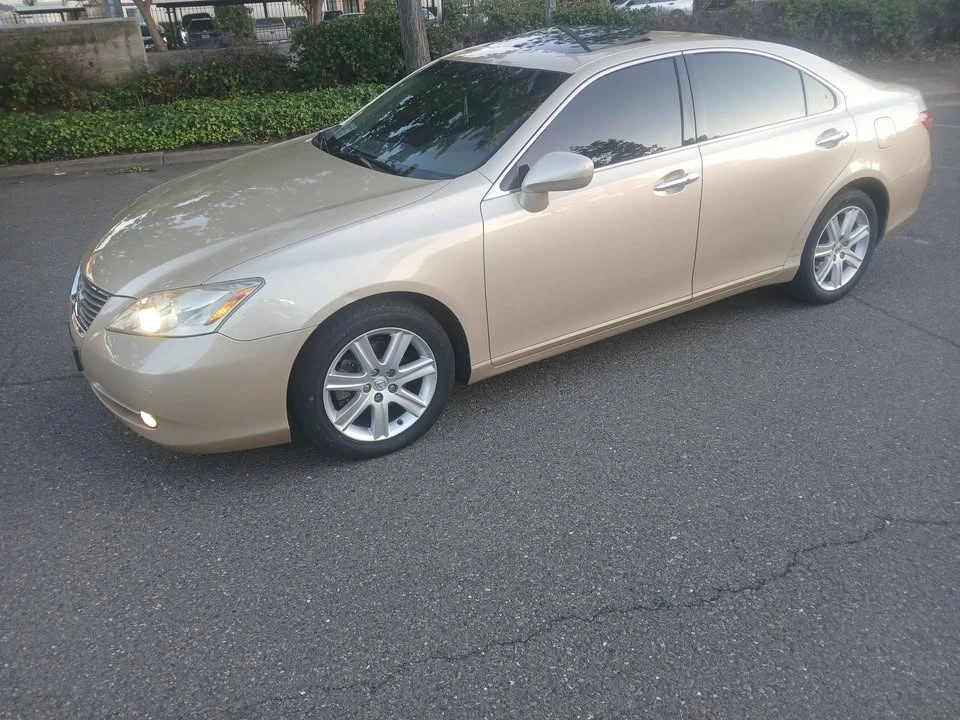 2008 Lexus ES 5th Gen - Image 3 of 3