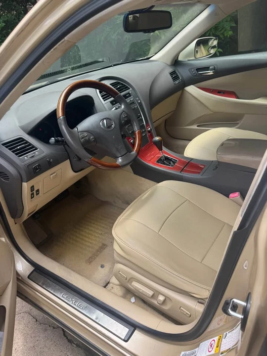 2008 Lexus ES 5th Gen - Image 7 of 11