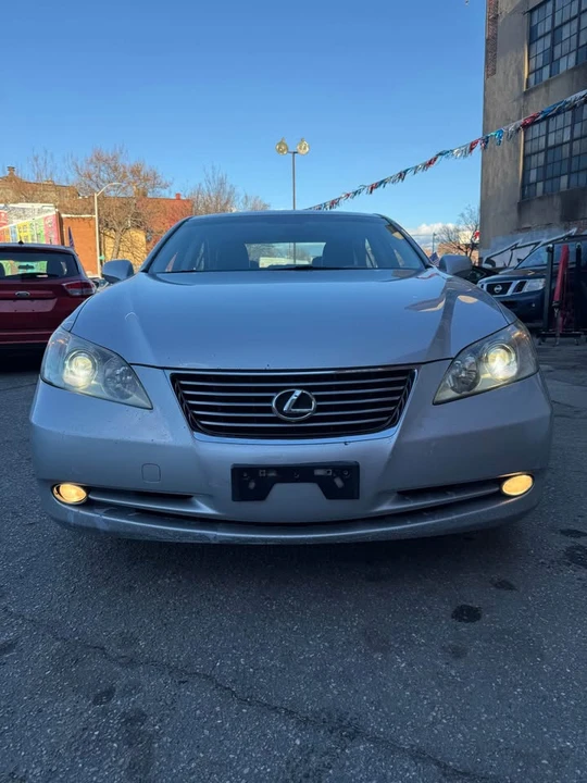 2008 Lexus ES 5th Gen - Image 2 of 20