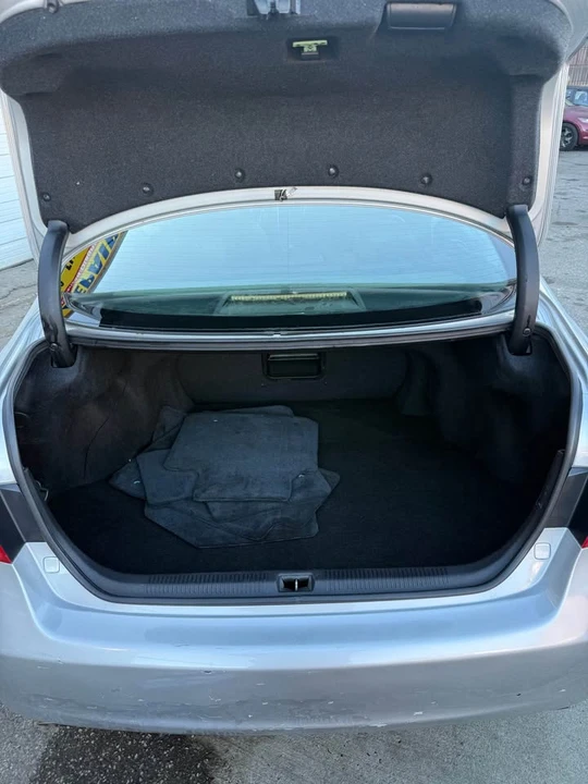 2008 Lexus ES 5th Gen - Image 12 of 20