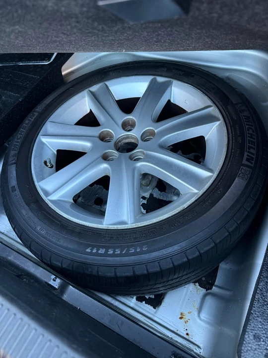 2008 Lexus ES 5th Gen - Image 13 of 20