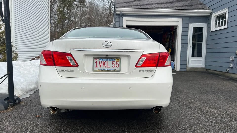 2008 Lexus ES 5th Gen - Image 5 of 19