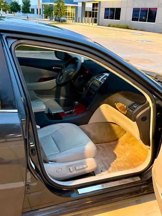 2008 Lexus ES 5th Gen - Image 12 of 17