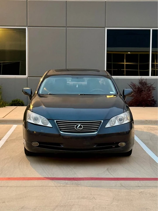 2008 Lexus ES 5th Gen - Image 3 of 17