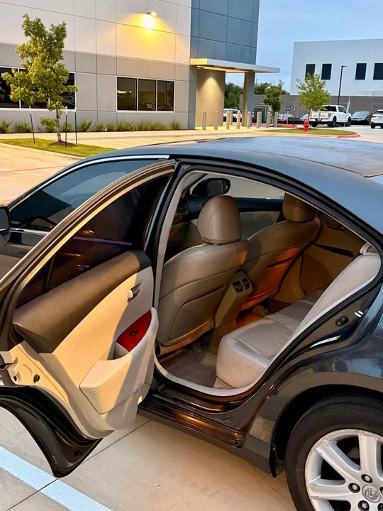 2008 Lexus ES 5th Gen - Image 11 of 17